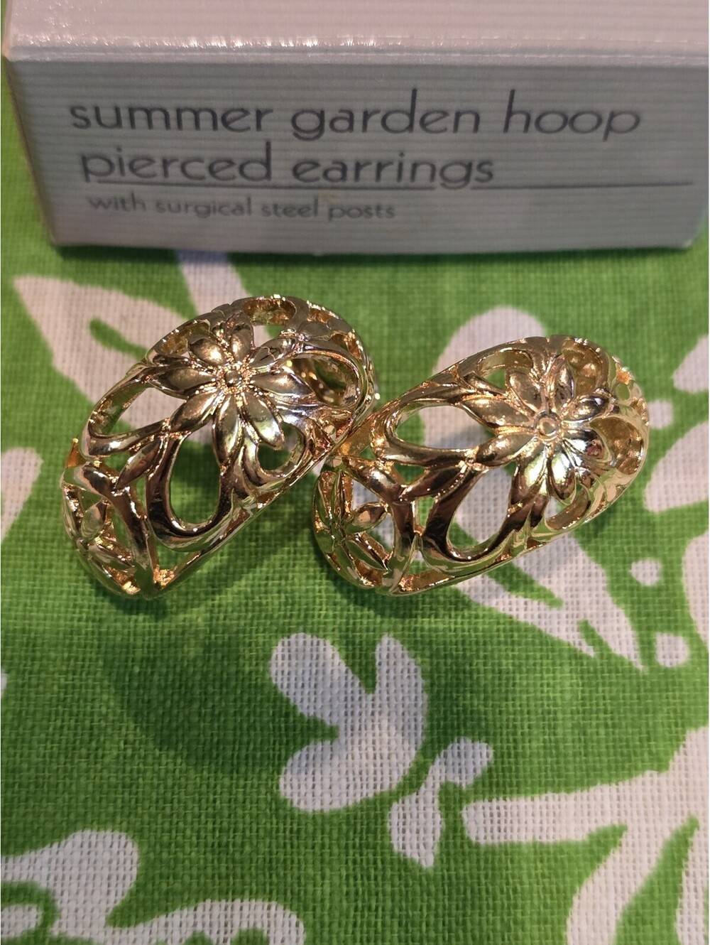Vintage Avon Goldtone Floral Earrings Pierced Half Hoops Chunky